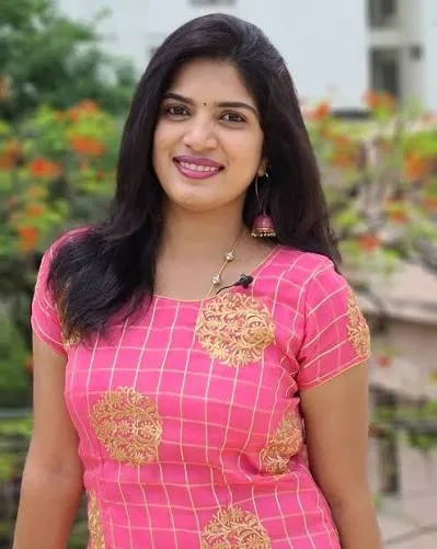 Deepti Nallamothu — Bigg Boss Telugu Season 2